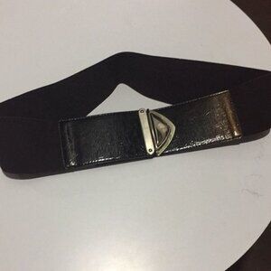 Le chateau stretchy belt